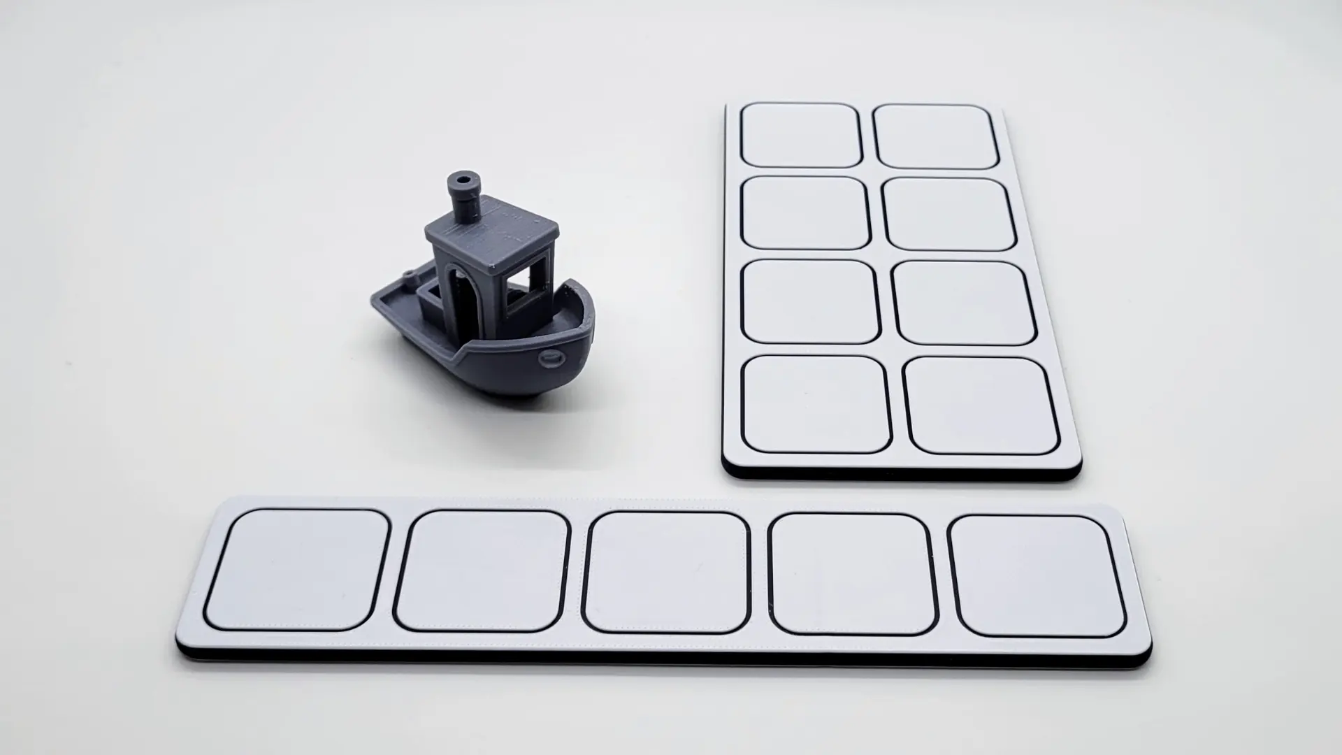 A render of a 3d printed magnetic customizable screw sorting pad