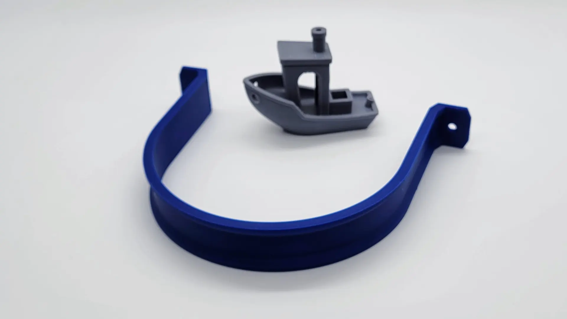 A render of a parametric chopstic case for 3D printing